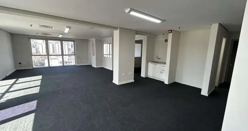 Sala comercial à venda na Rua Chaves Barcelos, 27, Centro Histórico, Porto Alegre