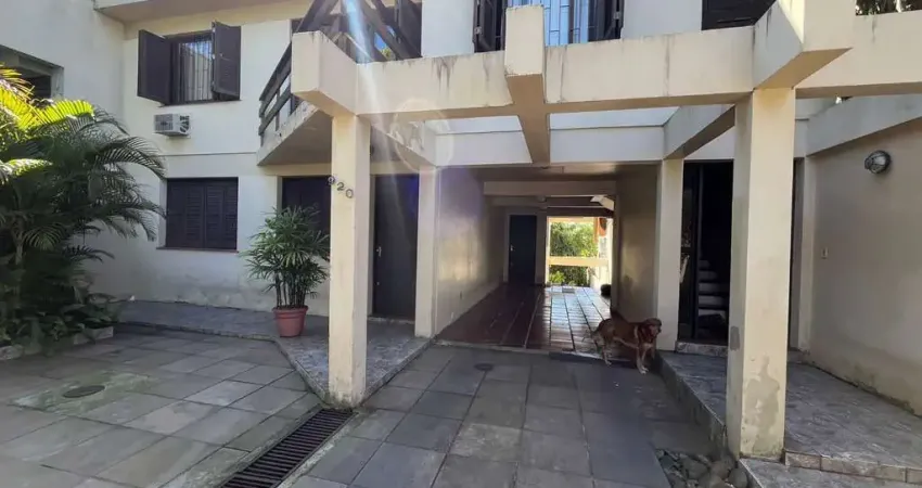 Casa com 6 quartos à venda na Rua Doutor Barcelos, 920, Tristeza, Porto Alegre