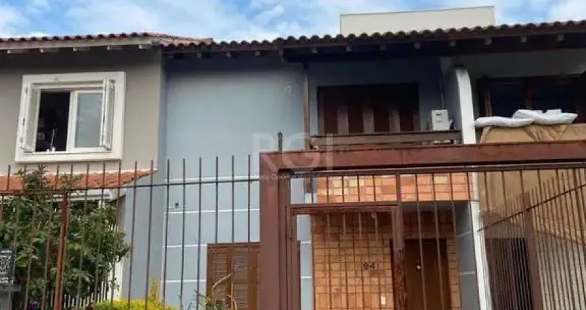 Casa com 2 quartos à venda na Rua Norival Paranaguá de Andrade, 94, Hípica, Porto Alegre