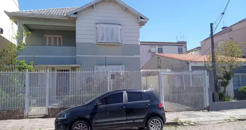Casa com 5 quartos à venda na Rua Doutor Voltaire Pires, 135, Santo Antônio, Porto Alegre