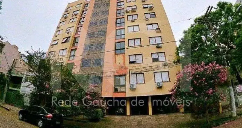 Vende apartamento de cobertura duplex de 2 dormitórios com garagem escriturada e semi-mobiliado, no bairro cidade baixa.