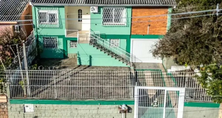 Casa em condomínio fechado com 4 quartos à venda na Rua Álvaro Osimo Caetano, 106, Santa Tereza, Porto Alegre