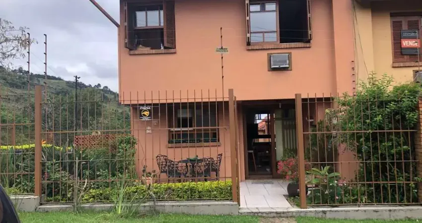 Casa de condomínio, 3 quartos, 1 suíte, 1 vaga coberta, no bairro espirito santo.