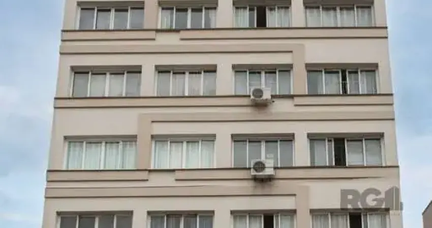 Apartamento de dois quartos no bairro farroupilha em porto alegre.