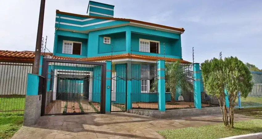 Casa com 3 quartos à venda na Rua Santo Expedito, 63, Parque Santa Fé, Porto Alegre