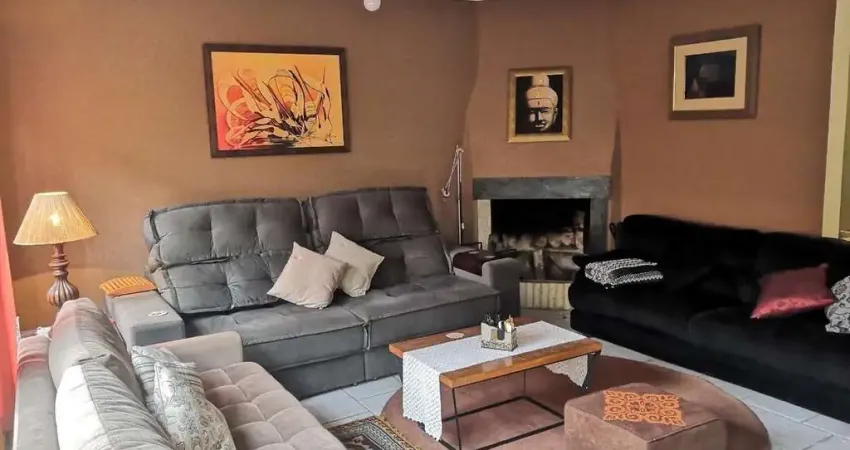 Casa em condomínio fechado com 3 quartos à venda na Avenida Guaíba, 10930, Ipanema, Porto Alegre