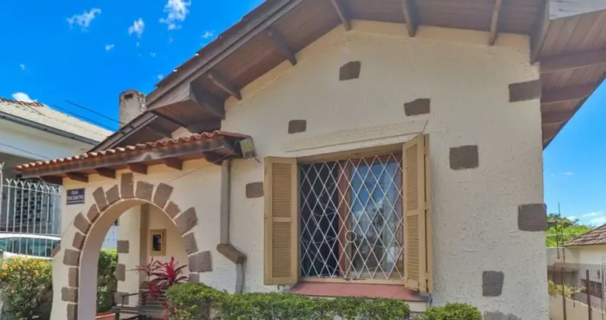 Casa com 6 quartos à venda na Rua Professor Clemente Pinto, 209, Teresópolis, Porto Alegre