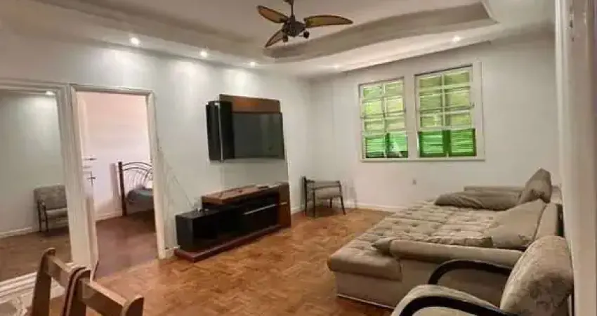 Apartamento com 4 quartos e elevador no bairro Centro Histórico