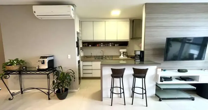 Apartamento com 3 dormitórios à venda, 100m² por R$ 779.000,00 - América - Joinville/SC