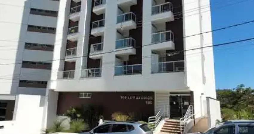 Studio para Locação em Juiz de Fora, Estrela Sul, 1 dormitório, 1 banheiro, 1 vaga