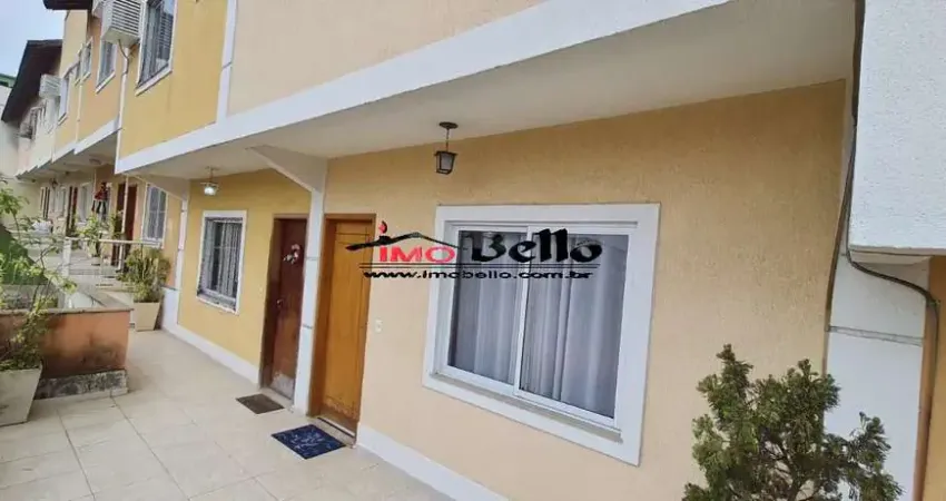 Casa em condomínio na freguesia jacarepaguá, rio de janeiro - 2 quartos, 2 suítes, 1 vaga de garagem - imperdível!