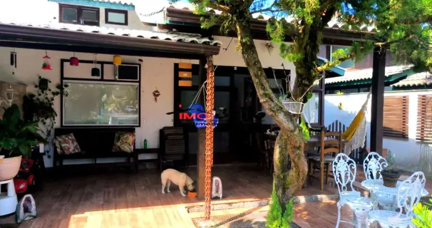 Casa em condomínio de luxo em vargem grande, rio de janeiro-rj: 3 quartos, 2 suítes, 4 banheiros, 2 vagas - 140m²