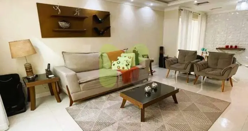 Casa à venda, 3 quartos, 1 suíte, 6 vagas, Vale dos Cristais - Macaé/RJ