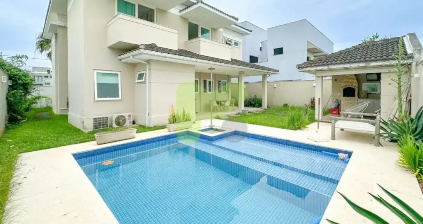 Casa à venda, 4 quartos, 4 suítes, Alphaville - Rio das Ostras/RJ