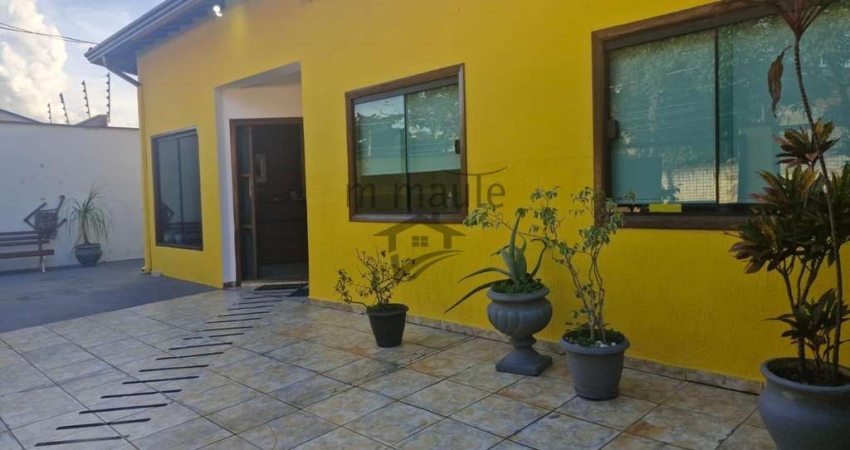 Casa comercial à venda no Sousas, Campinas 
