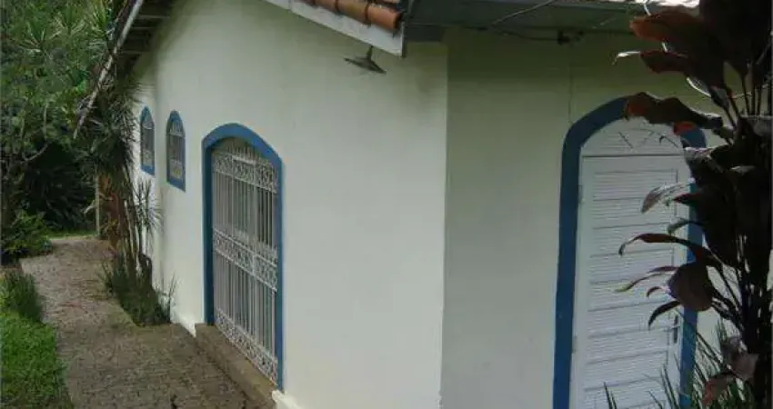 Casa com 3 quartos para alugar no Joaquim Egídio, Campinas 