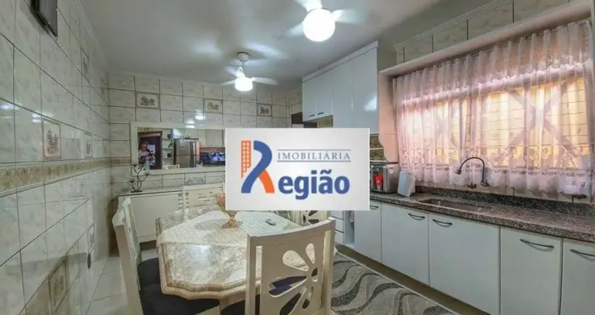 Sobrado com 2 dormitórios, espaço Goumeth, 3 banheiros à Venda, 111 m² - 746 MIL