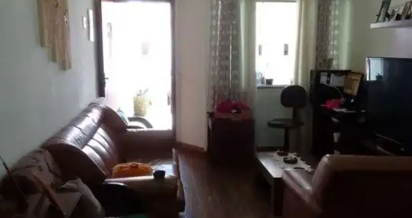 Sobrado com 3 Dormitórios e 3 banheiros à Venda, 130 m² por R$ 799.500 - Penha
