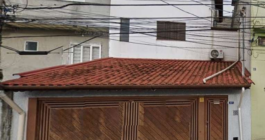 SOBRADO COM 3 DORMITORIOS E 1 SUITE NA VILA RE