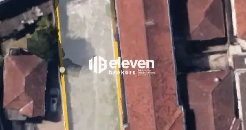 Oportunidade Estratégica: Terreno com Alto Potencial no Coração de São Vicente