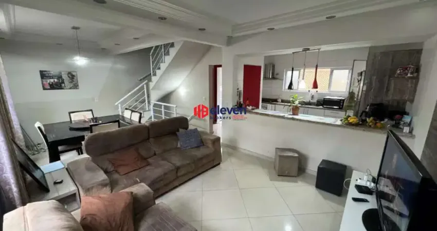 Casa com 3 quartos à venda na Rua Dom Lara, Vila Valença, São Vicente