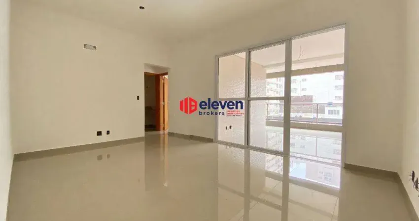 Apartamento de luxo a uma quadra da praia: conforto e lazer à beira-mar