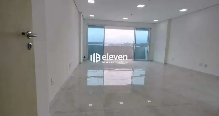 Sala comercial para alugar na Rua Benjamin Constant, Centro, São Vicente