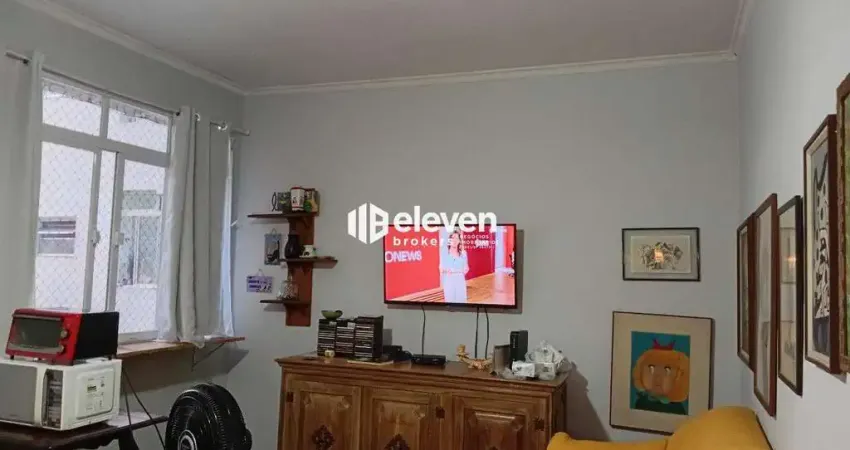 Apartamento a venda com 2 dormitórios no bairro do Gonzaga - Santos/SP