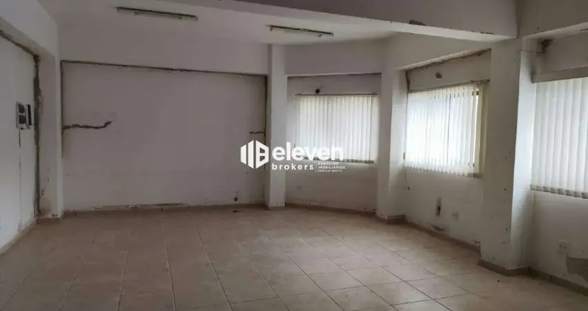 Imóvel para Locação – Frente | 349 m² | 8 Salas | 6 Banheiros | 6 Cozinhas
