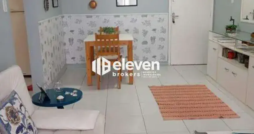 Apartamento de 01 dormitório à venda na quadra da praia do boqueirão/santos. localização privilegiada.