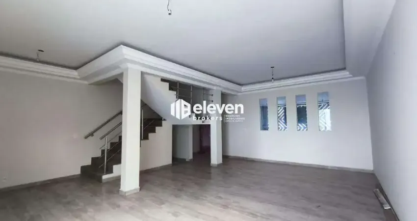 Casa triplex para locação 430 m² com piscina no campo grande.