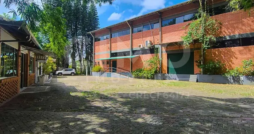 Barracão / Galpão / Depósito com 12 salas para alugar no Velha Central, Blumenau