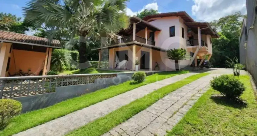 Casa em brusque com piscina e 3 dormitórios sendo 1 suíte - 300m²