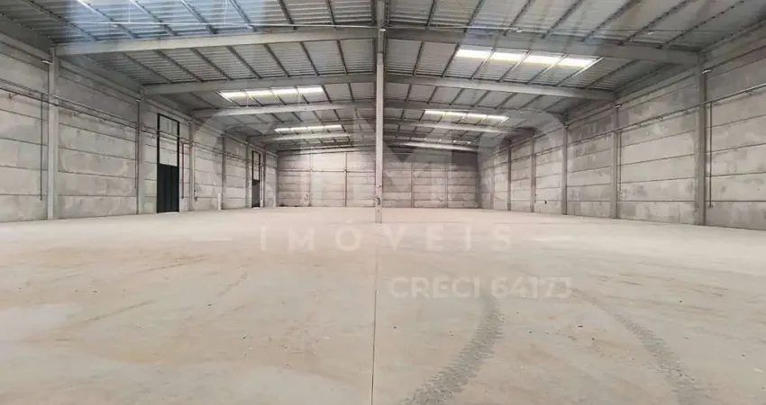 Galpão 3.775m² com docas e pátio p/ 20 carretas a 2km da br-101 – sc