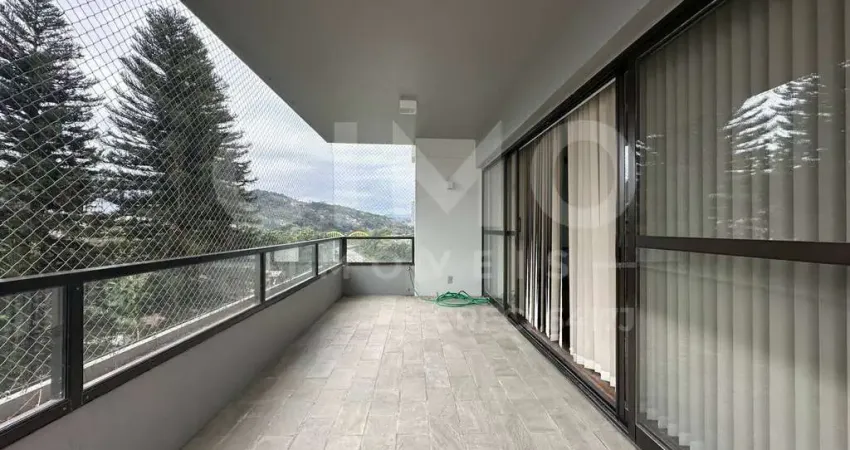 Apartamento à venda de 350m², 3 suítes na ponta aguda, blumenau