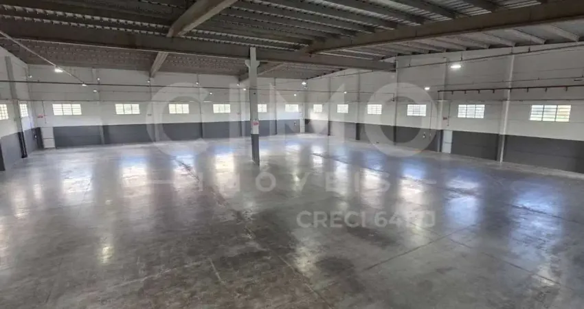 Galpão de 2.000 m² para locação em indaial/sc com doca e pátio amplo