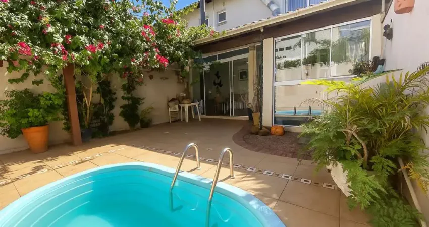 Casa em condomínio fechado com 3 quartos à venda na Avenida John Kennedy, 270, Morro do Espelho, São Leopoldo