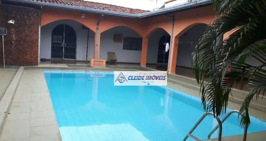 Casa Térrea com terreno de 1440,00 metros quadrados e 545,54 de área construída, Bairro Shangri-la , Cuiabá-MT