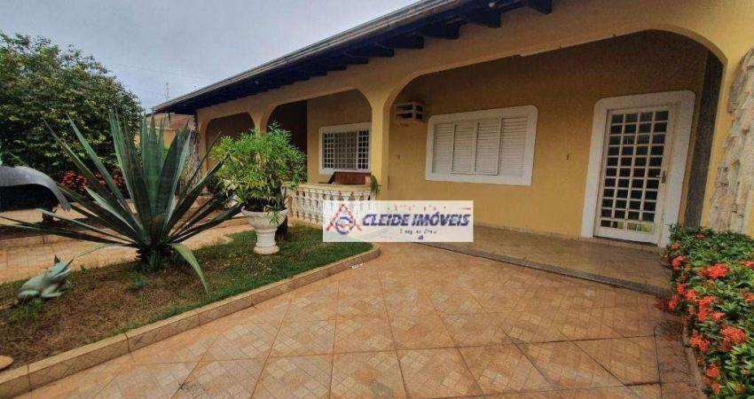 Casa com 3 dormitórios à venda, 378 m² por R$ 550.000,00 - Jardim Petrópolis - Cuiabá/MT