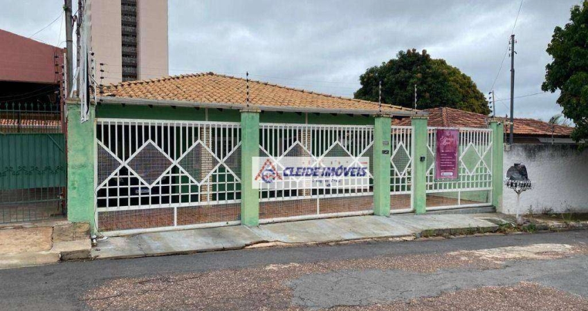 Casa com 4 dormitórios à venda, 254 m² por R$ 800.000,00 - Jardim Petrópolis - Cuiabá/MT