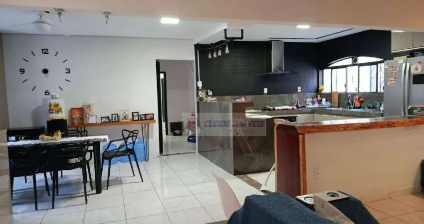 Casa Térrea Residencial/ Comercial  a Venda R$ 650.000,00 Bairro: Pico do Amor em Cuiabá-MT