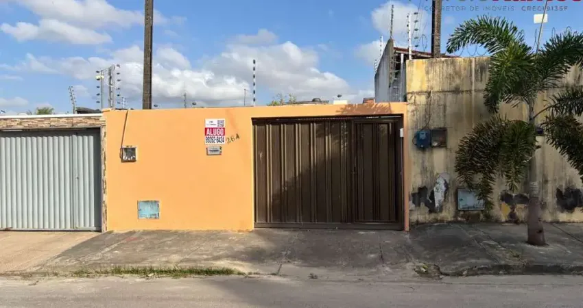 Aluguel de casa com 3 quartos e 2 suítes na lagoa redonda, fortaleza-ce - 80m², 2 banheiros, 2 vagas de garagem!
