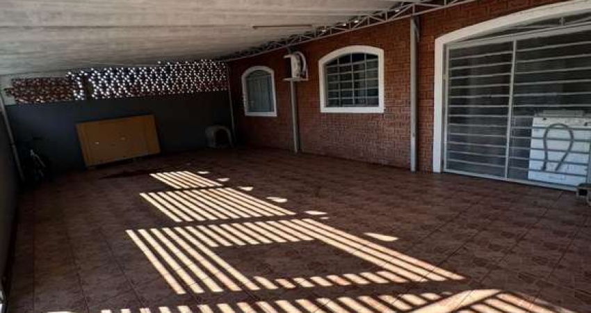Casa com 2 quartos à venda na Avenida Martinho Lutero, --, Jardim São Cristóvão, Campinas