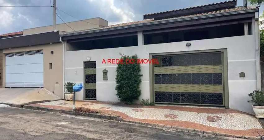 Casa com 3 quartos à venda na Avenida Affonso Arinos, Antônio Zanaga, Americana