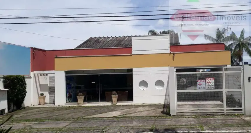 Casa para Venda em Taubaté, Jardim Das Nações, 5 dormitórios, 3 suítes, 4 banheiros, 2 vagas