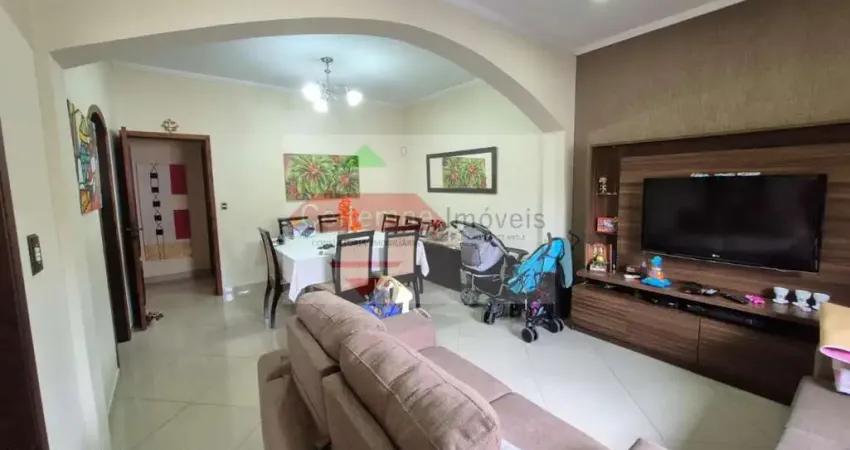 Casa com 3 quartos à venda no Jardim Independência, Taubaté