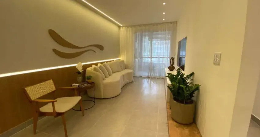 Apartamento com 2 dormitórios à venda, 101 m² por R$ 890.000,00 - Canto do Forte - Praia Grande/SP