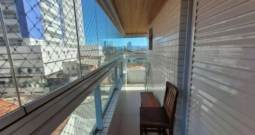 Apartamento mobiliado de 2 quartos à venda na Vila Guilhermina em Praia Grande!