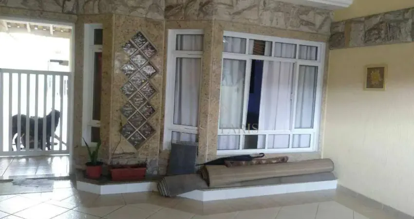 Sobrado com 3 dormitórios à venda, 135 m² por R$ 850.000,00 - Ocian - Praia Grande/SP