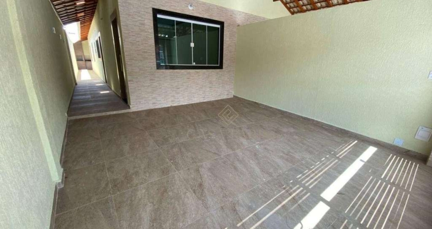 Casa com 2 dormitórios à venda, 113 m² por R$ 585.000,00 - Maracanã - Praia Grande/SP